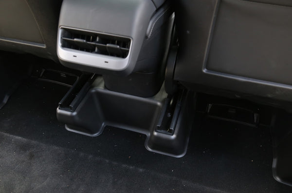 Model Y Istuimen suojakulmat