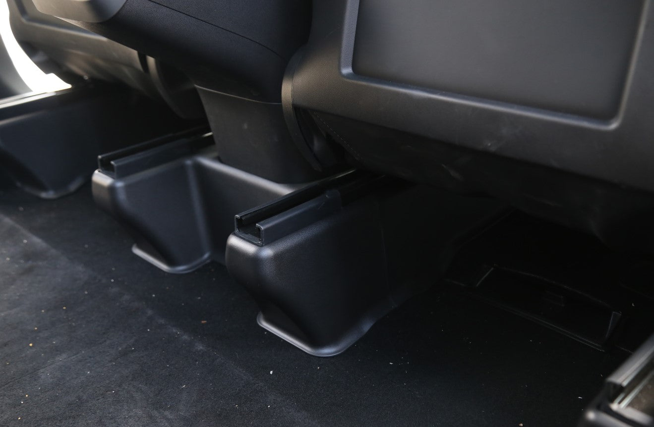 Model Y Istuimen suojakulmat