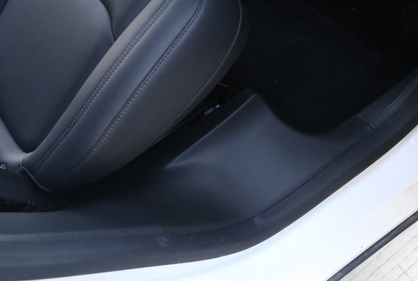 Model Y Sisääntulon kynnyssuojat