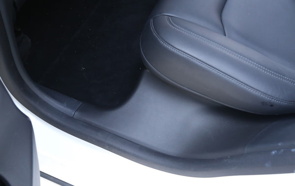 Model Y Sisääntulon kynnyssuojat