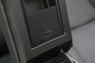 Tesla Model 3/Y – opbergvak in het armsteundeksel – productafbeelding 3